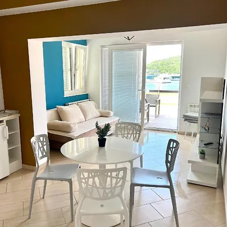 Apartment Marina *