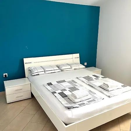 Marina Apartment