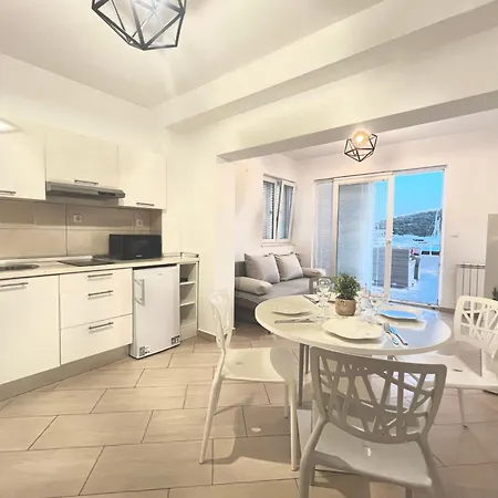 Marina Apartment