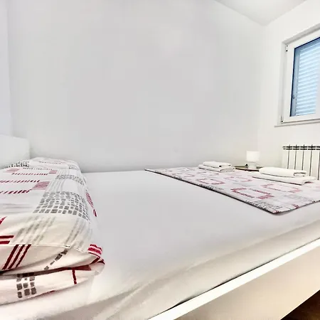 Marina Apartman Rogoznica (Sibenik-Knin)